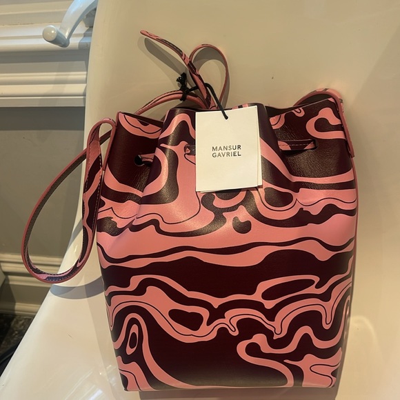 SOLD!!!!!  MANSUR GAVRIEL MINI LEATHER BUCKET BAG IN FLAMINGO PLUM - Picture 10 of 11